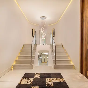 Долгосрочная аренда апартаментов на первом этаже в Puerto Banús