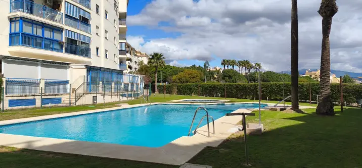 Sale of ground floor apartment in Estepona 0