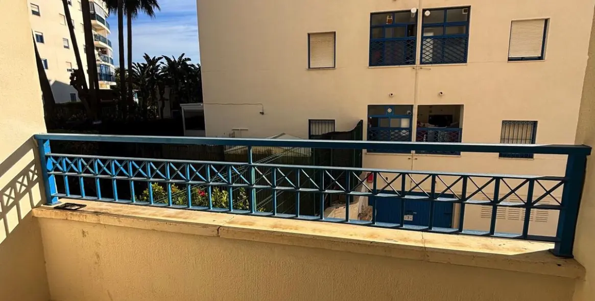 Sale of ground floor apartment in Estepona 3