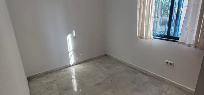 Sale of ground floor apartment in Estepona 4