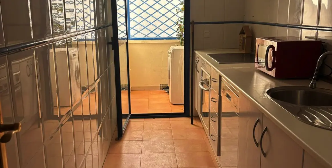 Sale of ground floor apartment in Estepona 9