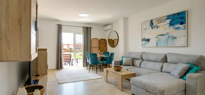 Sale of ground floor apartment in Estepona 3