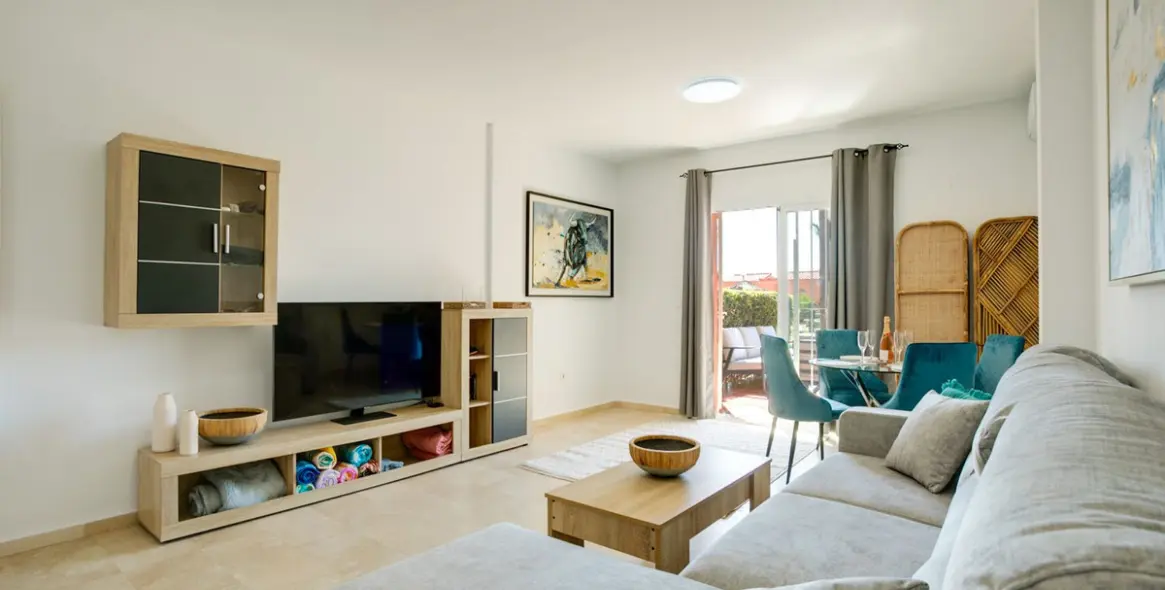 Sale of ground floor apartment in Estepona 5