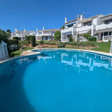 Sale of townhouse in Calahonda