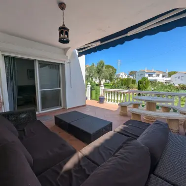 Sale of townhouse in Calahonda