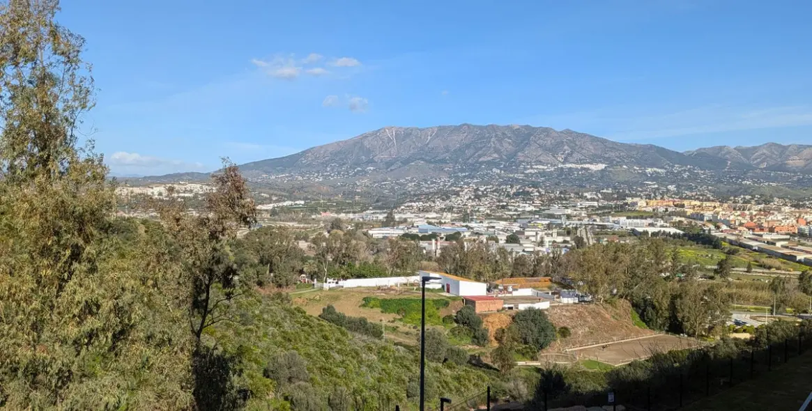 Продажа апартаментов на первом этаже в Mijas Costa 9