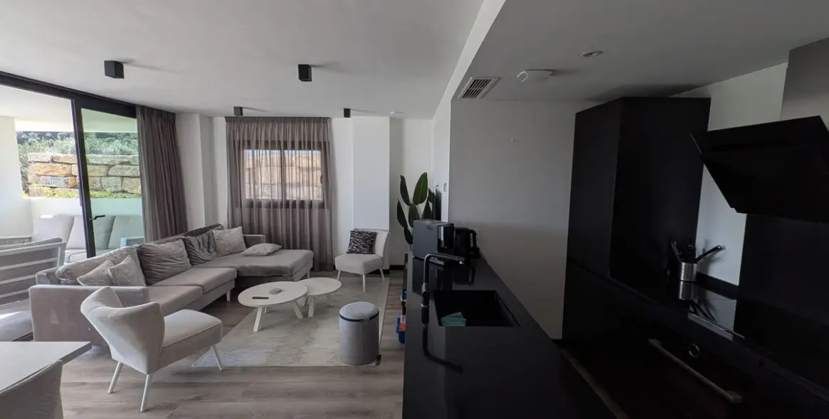 Продажа апартаментов на первом этаже в Mijas Costa 20