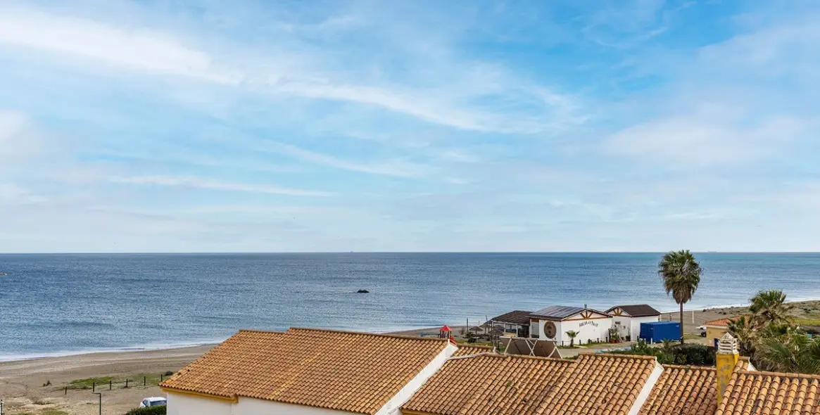 Sale of townhouse in La Duquesa 1