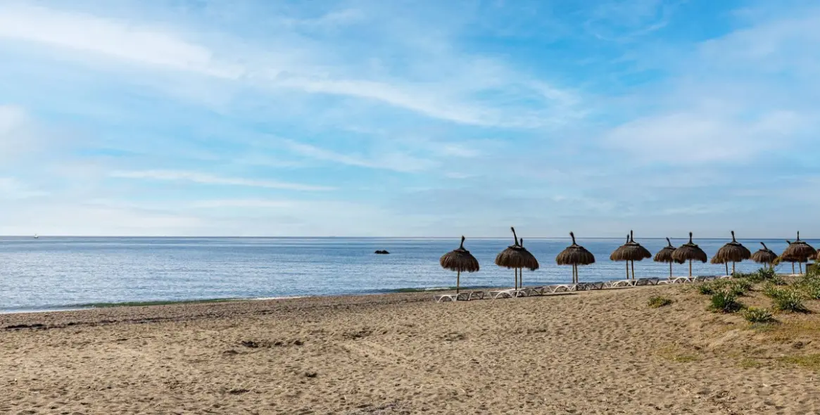 Sale of townhouse in La Duquesa 3