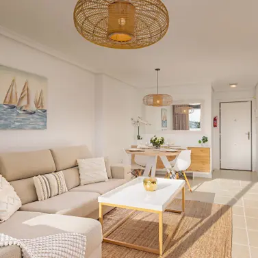 Продажа двухуровневого пентхауса в Estepona