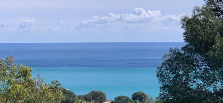 Sale of residential plot in Benalmadena 2
