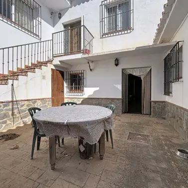 Sale of detached villa in Periana