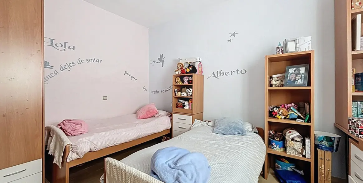 Sale of detached villa in Periana 22