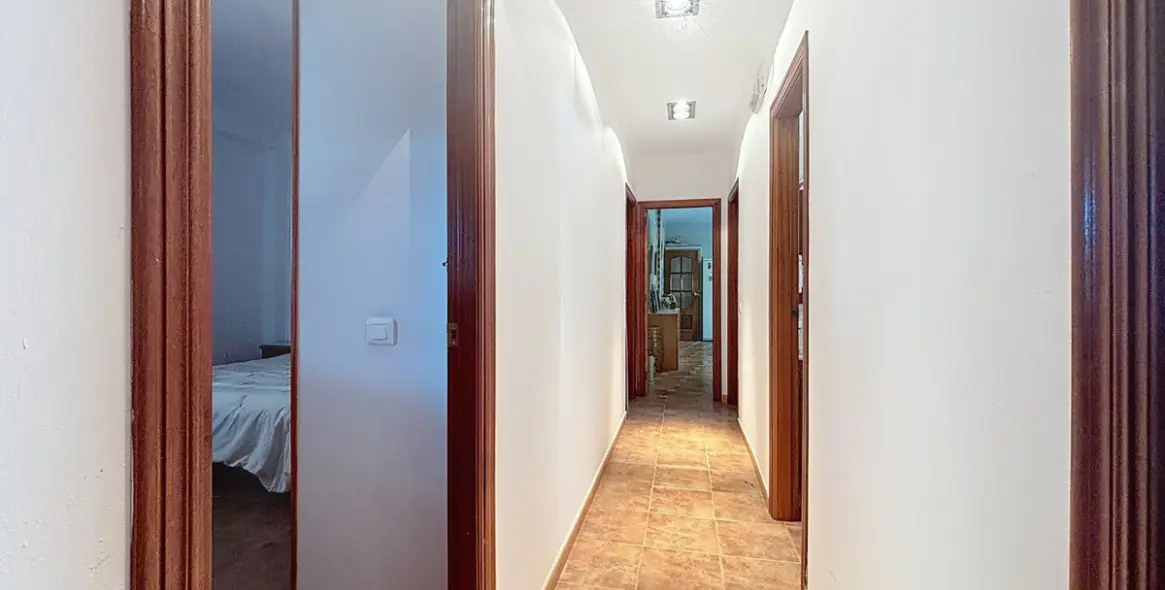 Sale of detached villa in Periana 42