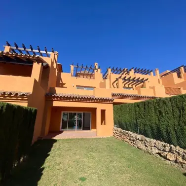 Venta de adosado en Benahavís