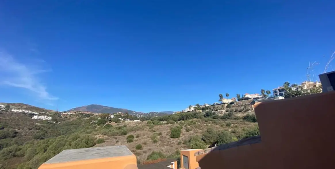 Продажа таунхауса в Benahavís 11