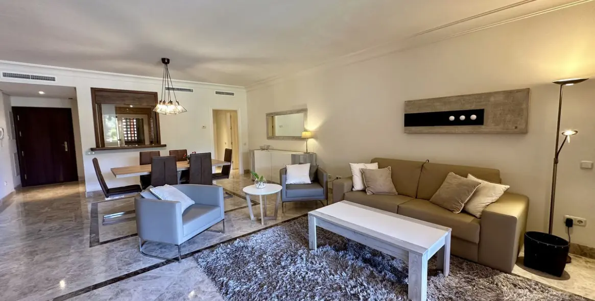 Продажа апартаментов на первом этаже в Nueva Andalucía 3