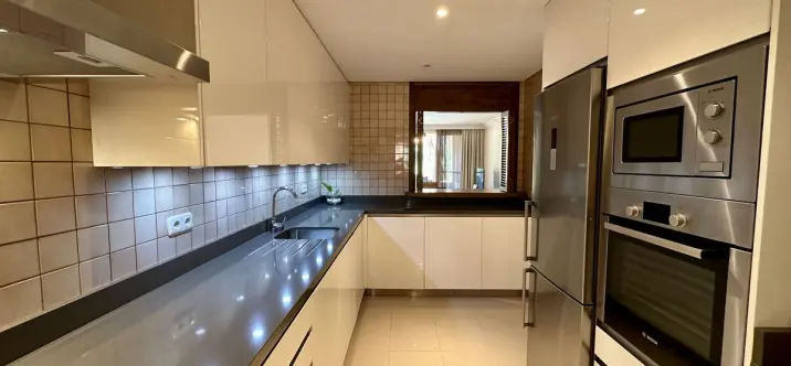 Venta de apartamento en planta baja en Nueva Andalucía 4