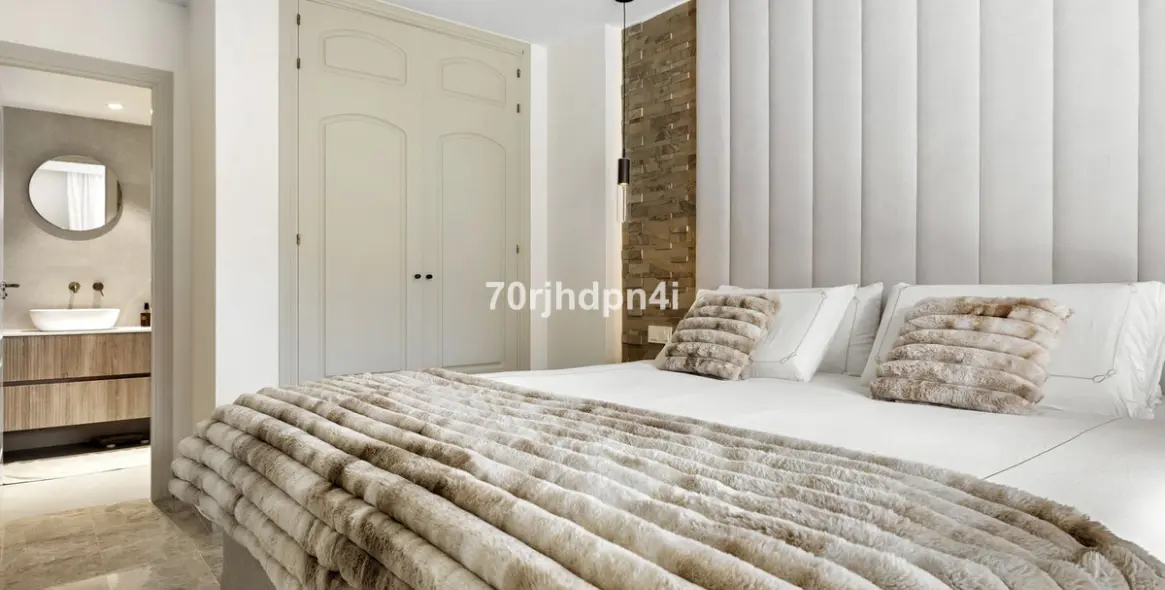 Продажа апартаментов на первом этаже в Nueva Andalucía 9