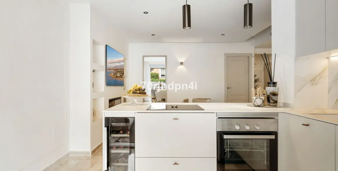 Продажа апартаментов на первом этаже в Nueva Andalucía 54