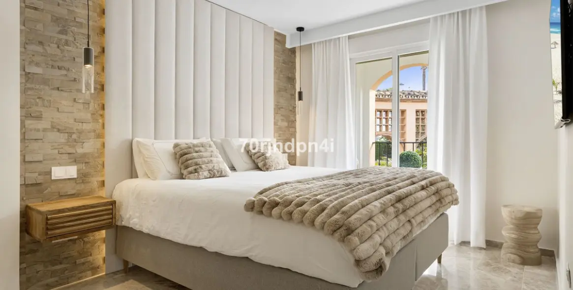 Продажа апартаментов на первом этаже в Nueva Andalucía 7