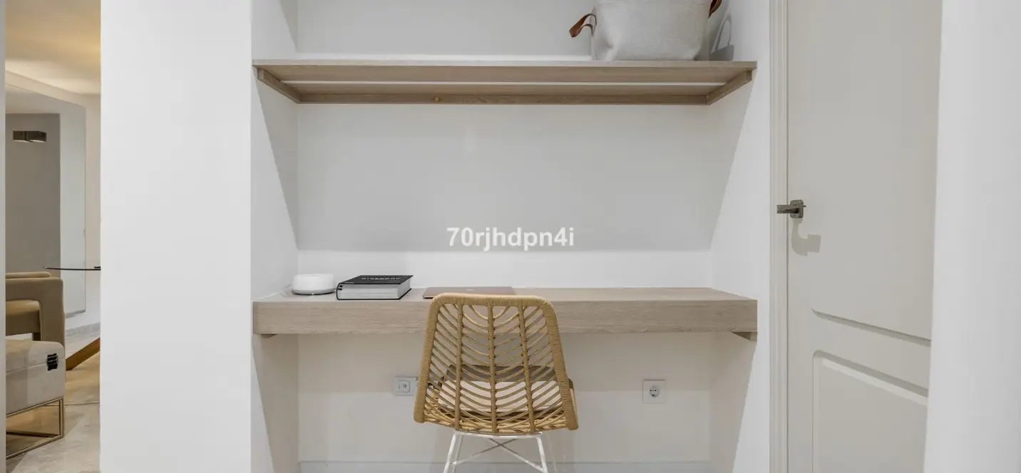 Venta de apartamento en planta baja en Nueva Andalucía 2