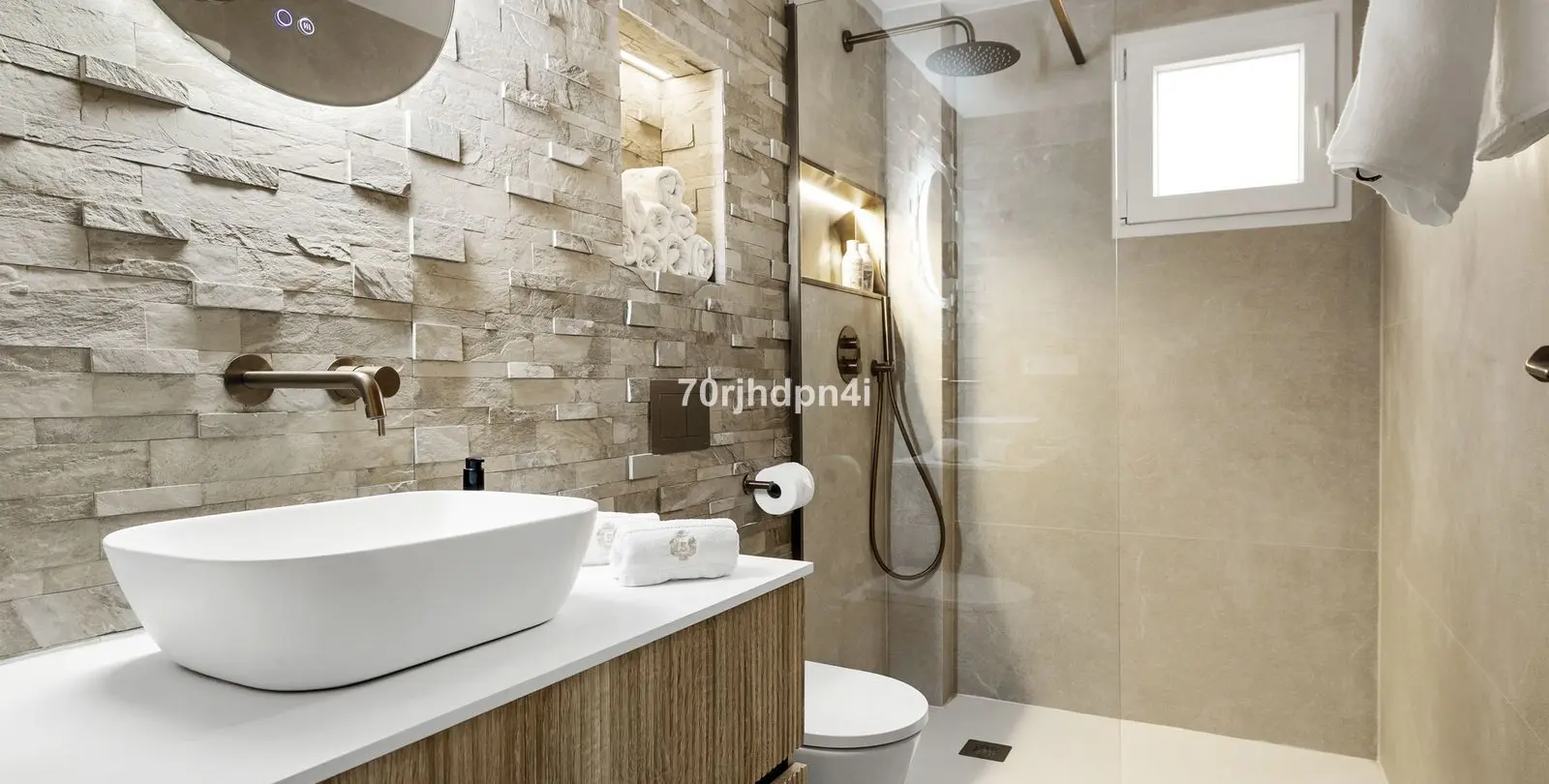 Sale of ground floor apartment in Nueva Andalucía 11