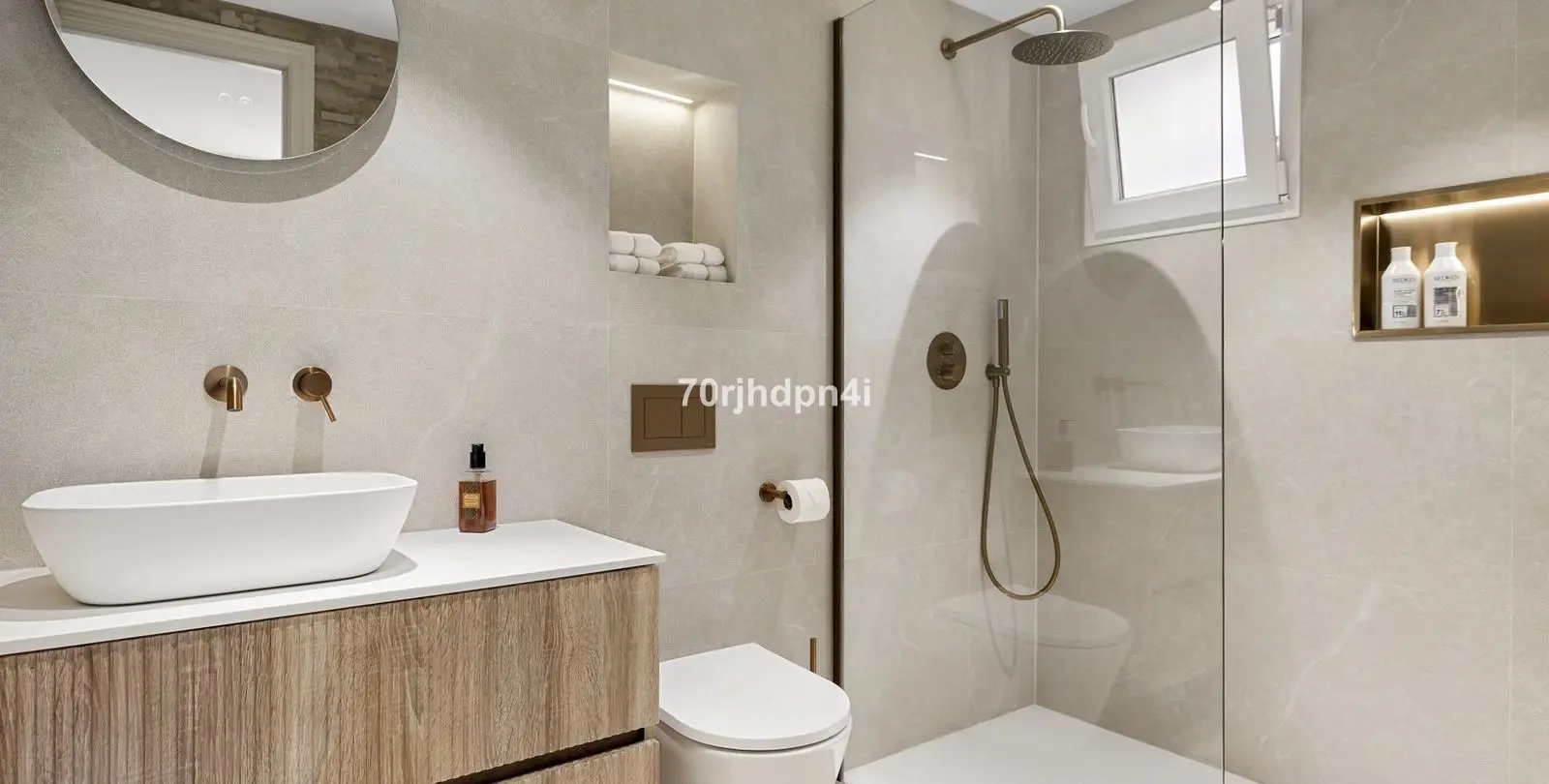 Sale of ground floor apartment in Nueva Andalucía 59