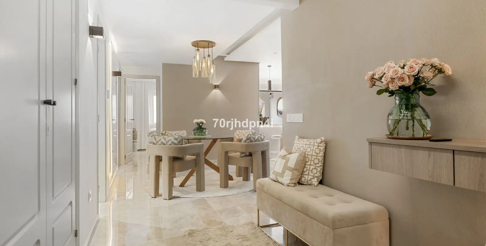Sale of ground floor apartment in Nueva Andalucía 71