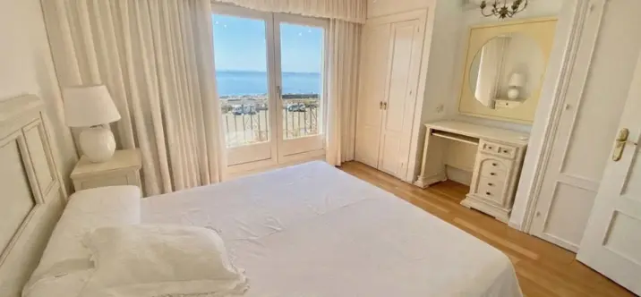 Sale of townhouse in Estepona 3