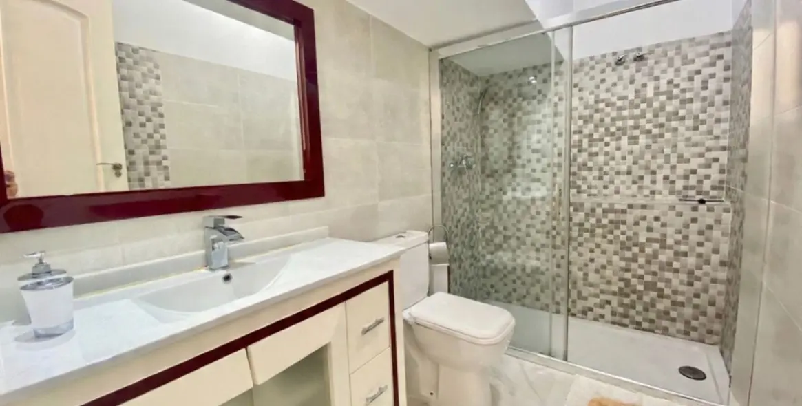 Sale of townhouse in Estepona 10