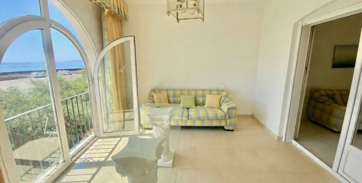 Sale of townhouse in Estepona 16
