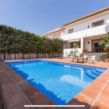 Venta de casa pareada en San Pedro de Alcántara