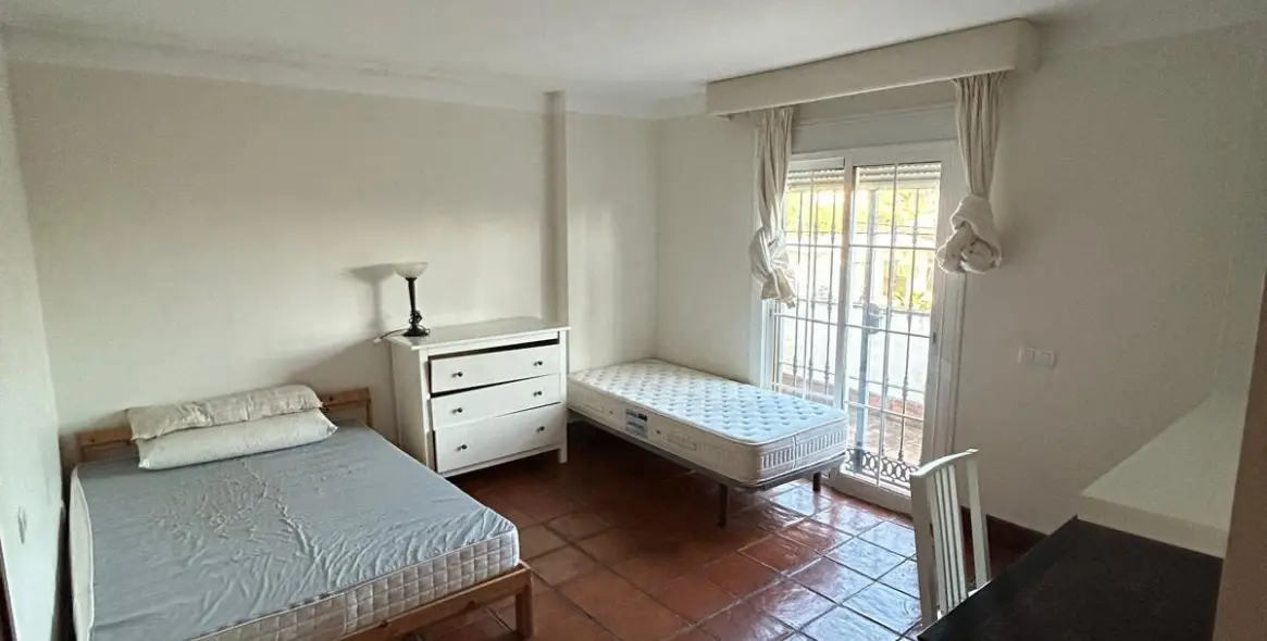 Venta de casa pareada en San Pedro de Alcántara 13