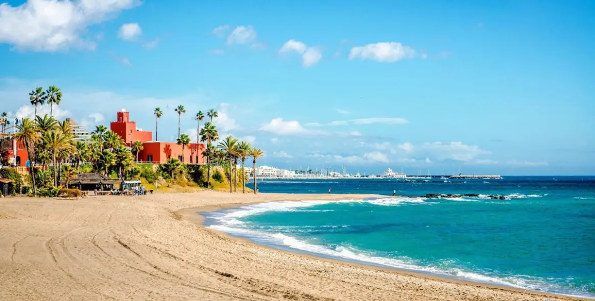 Sale of penthouse duplex in Benalmadena 48