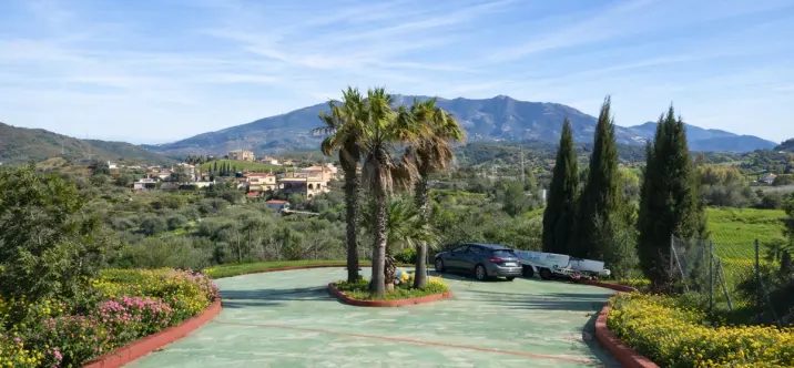 Sale of detached villa in Entrerrios 4