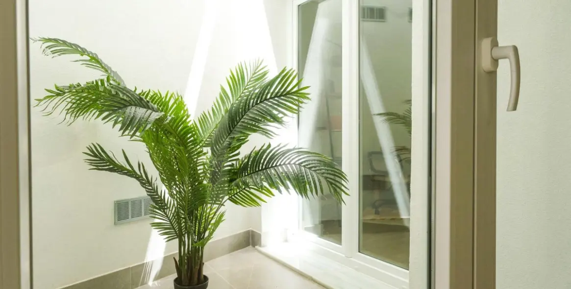 Sale of ground floor apartment in Málaga 10