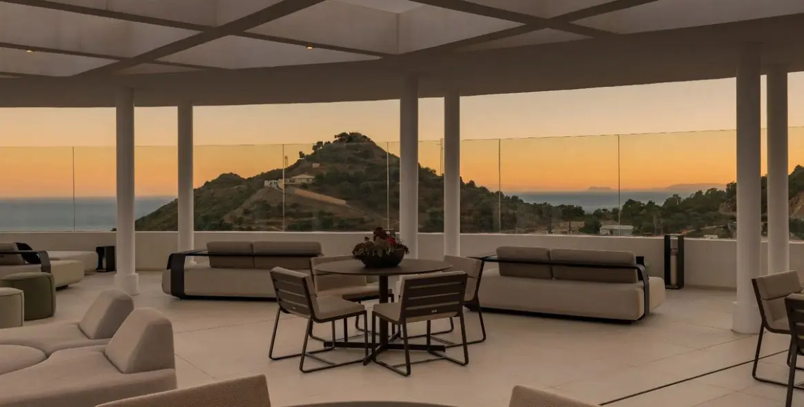 Venta de apartamento en planta media en Ojén 22