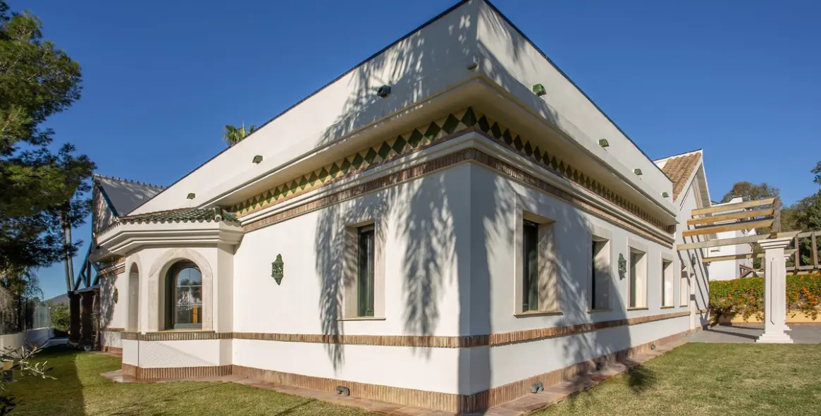 Sale of detached villa in Mijas Golf 6