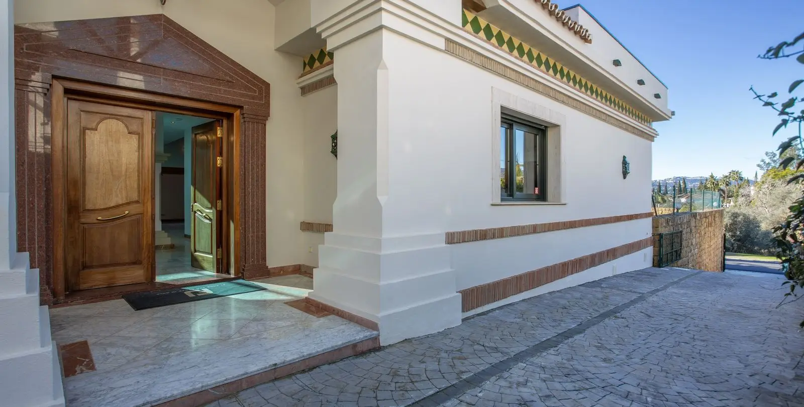 Sale of detached villa in Mijas Golf 8