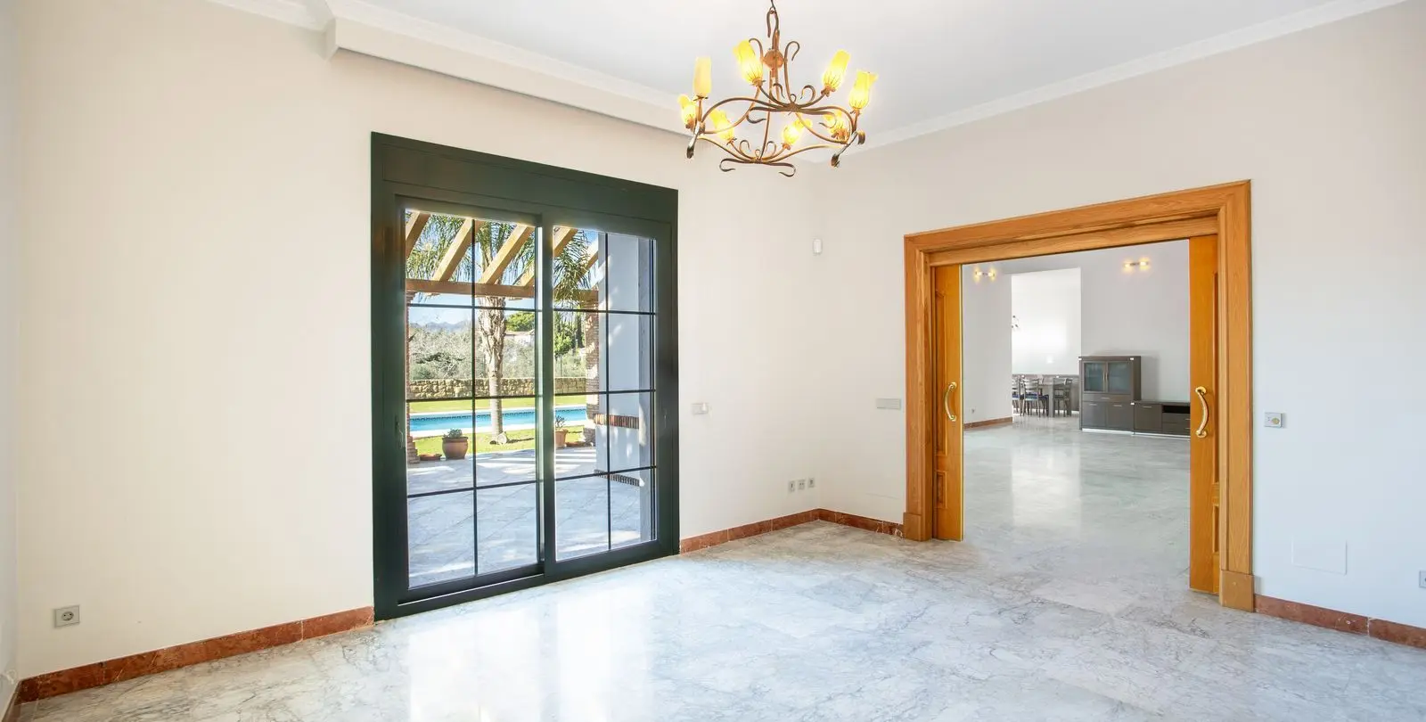 Sale of detached villa in Mijas Golf 30