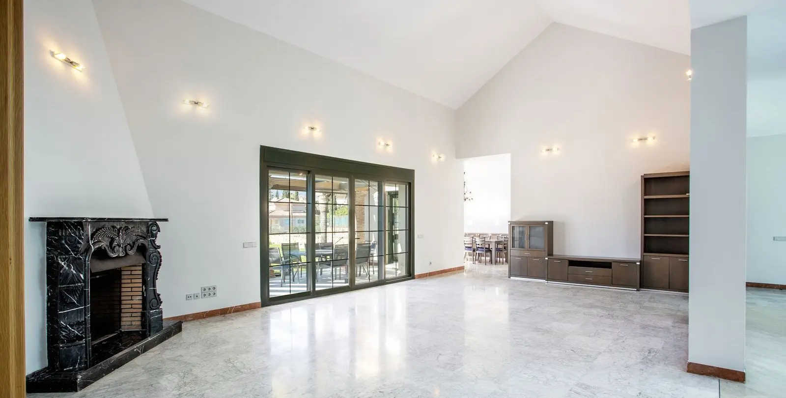 Sale of detached villa in Mijas Golf 31
