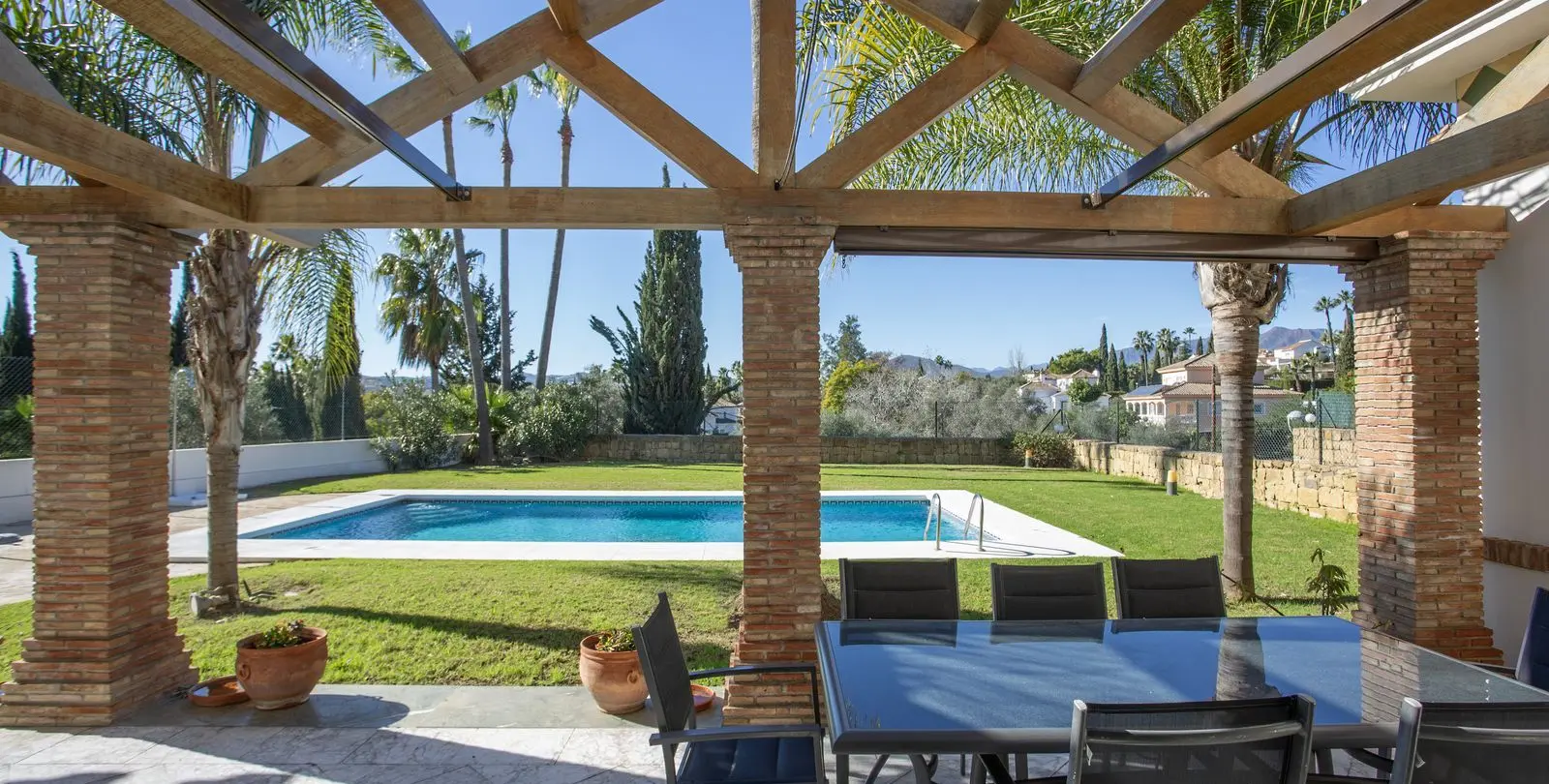 Sale of detached villa in Mijas Golf 46