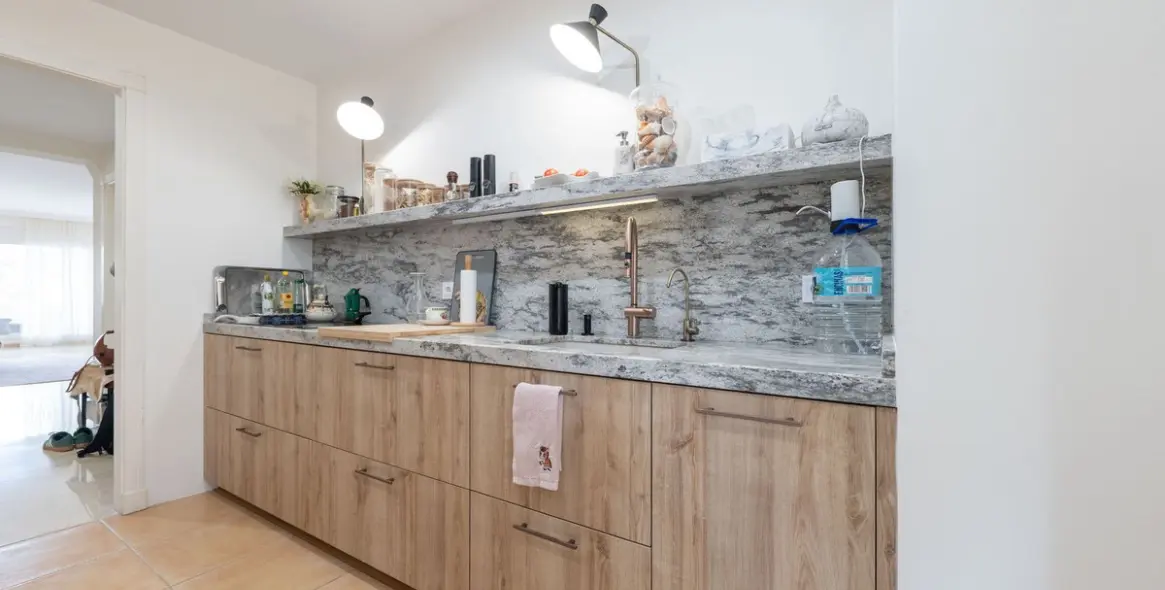 Sale of ground floor apartment in Los Monteros 12