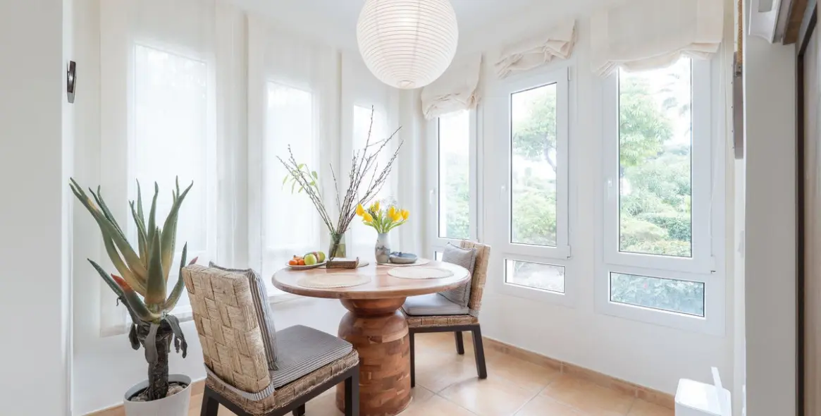 Sale of ground floor apartment in Los Monteros 13