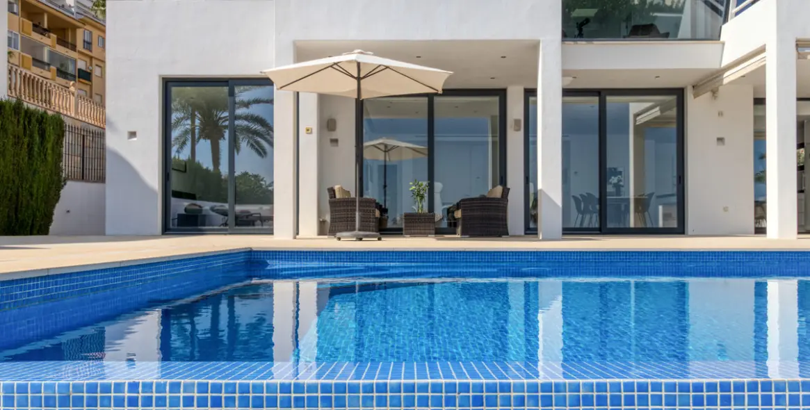 Sale of detached villa in La Cala de Mijas 4