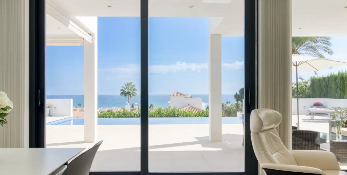 Sale of detached villa in La Cala de Mijas 8