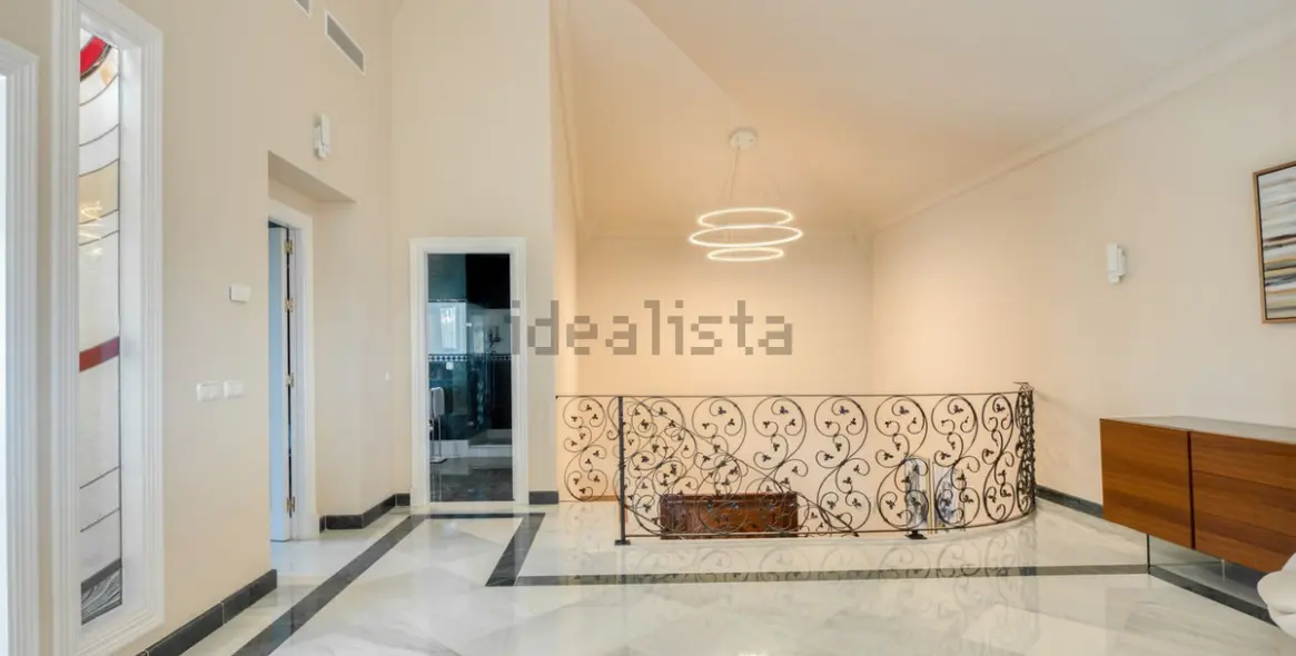 Sale of detached villa in Los Flamingos 6