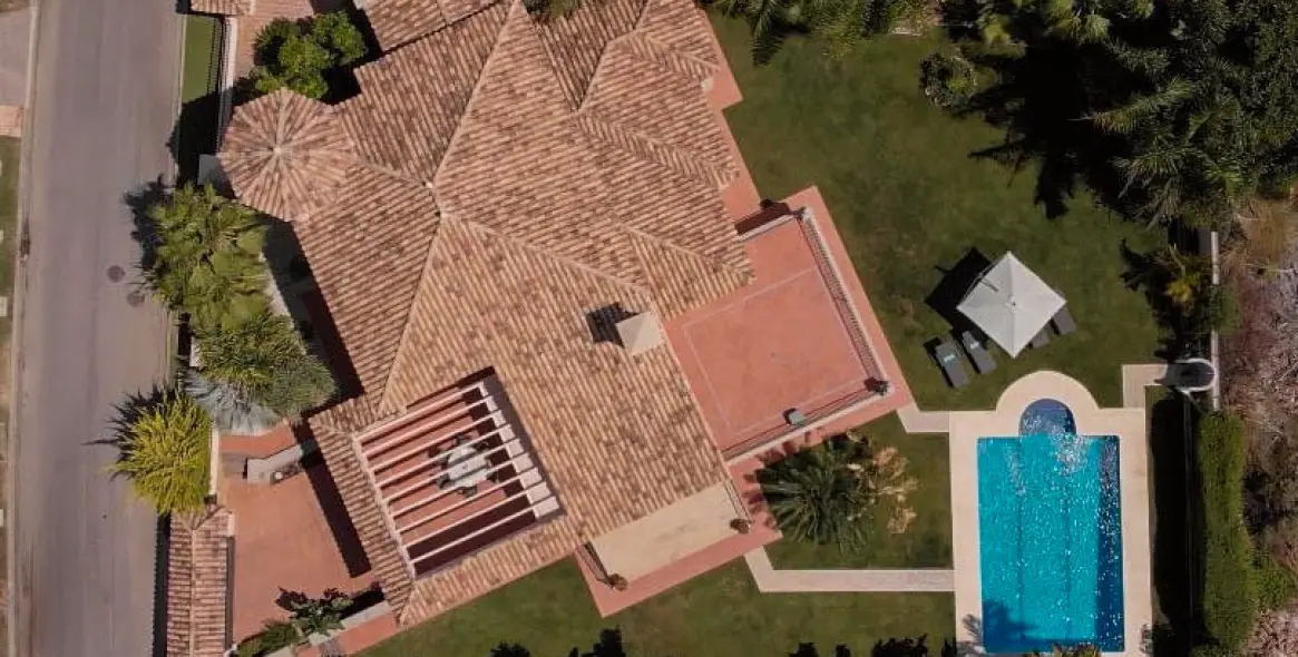 Sale of detached villa in Los Flamingos 13