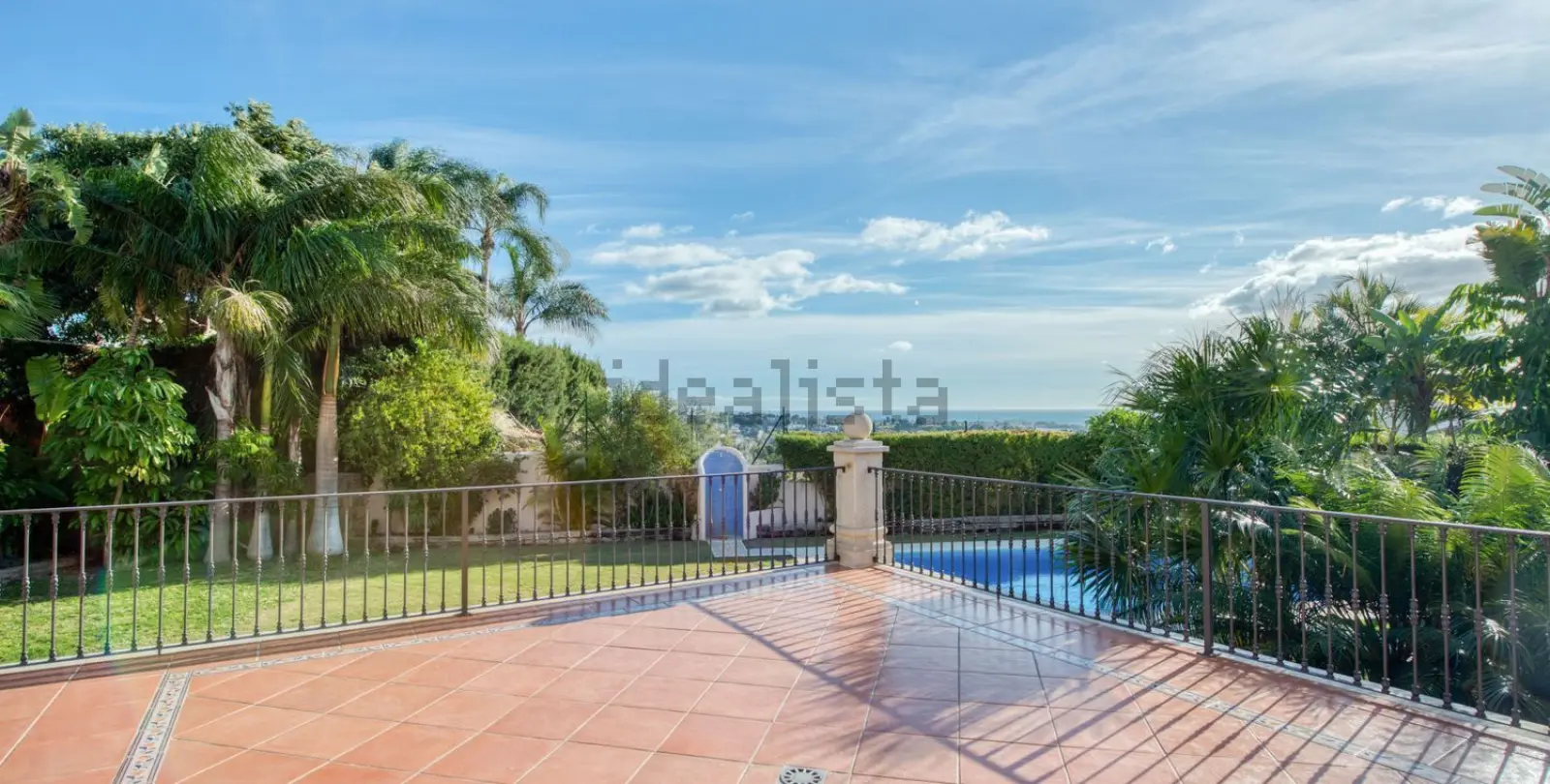 Long-term rent of detached villa in Los Flamingos 3
